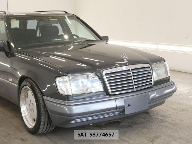 Mercedes Benz M-CLASS 1990-04 8366987-10