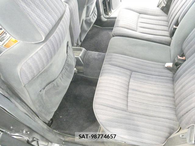 Mercedes Benz M-CLASS 1990-04 8366987-16