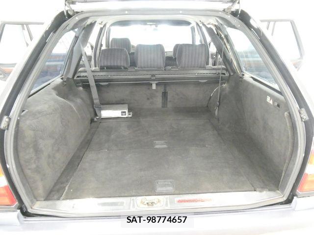 Mercedes Benz M-CLASS 1990-04 8366987-19