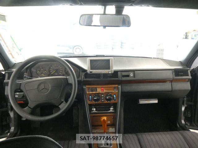Mercedes Benz M-CLASS 1990-04 8366987-2