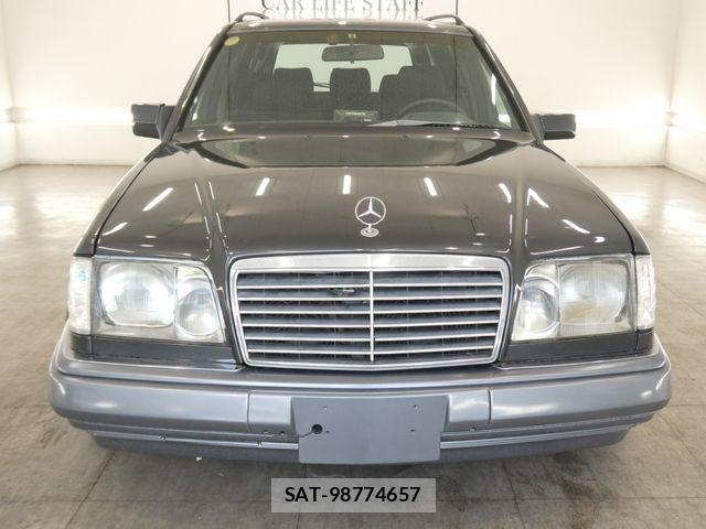 Mercedes Benz M-CLASS 1990-04 8366987-3