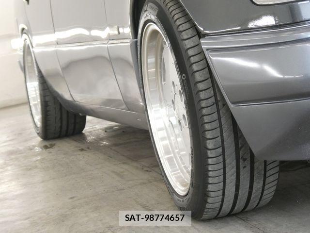 Mercedes Benz M-CLASS 1990-04 8366987-5