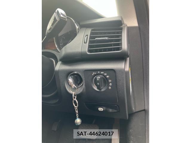 Mercedes Benz R-CLASS 2007-12 8413582-14