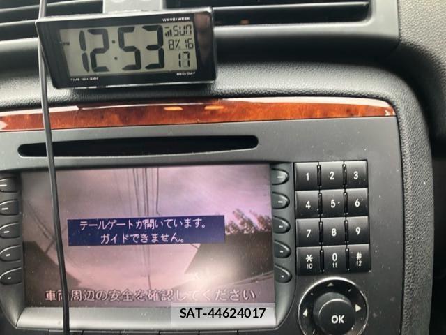 Mercedes Benz R-CLASS 2007-12 8413582-19