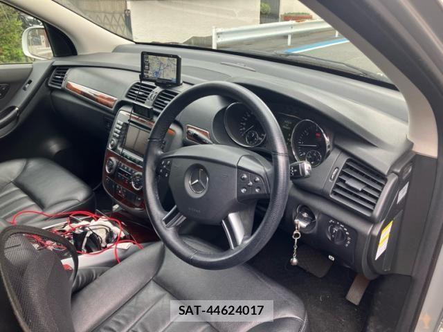 Mercedes Benz R-CLASS 2007-12 8413582-20