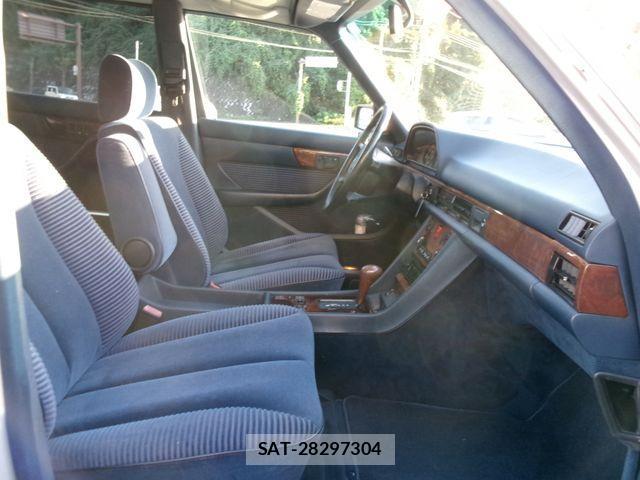 Mercedes Benz S-CLASS 1989-06 1322379-18