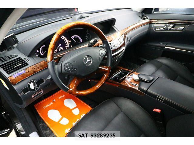 Mercedes Benz S-CLASS 2012-02 1386603-17