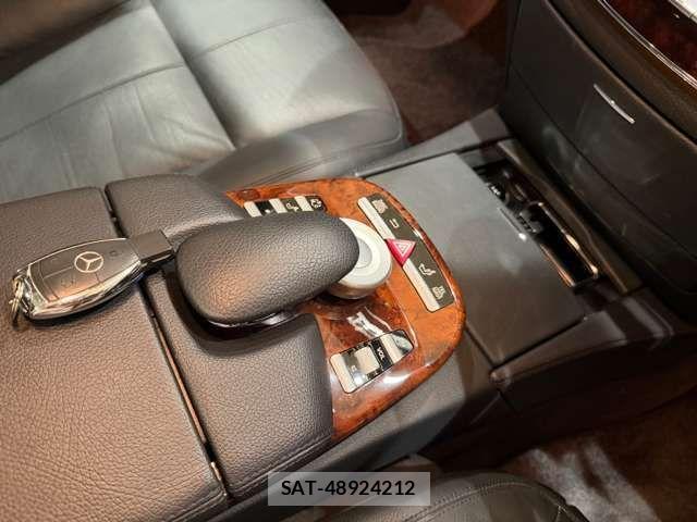 Mercedes Benz S-CLASS 2009-10 1847257-15