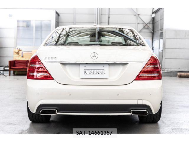 Mercedes Benz S-CLASS 2012-10 2319720-6