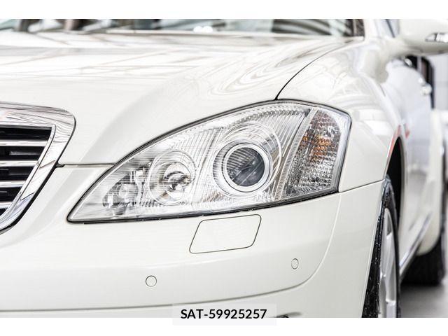 Mercedes Benz S-CLASS 2010-02 3675992-18