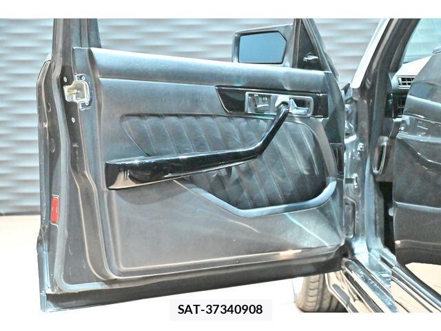 Mercedes Benz S-CLASS 1990-11 3675986-18