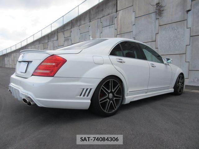 Mercedes Benz S-CLASS 2008-02 4110456-15
