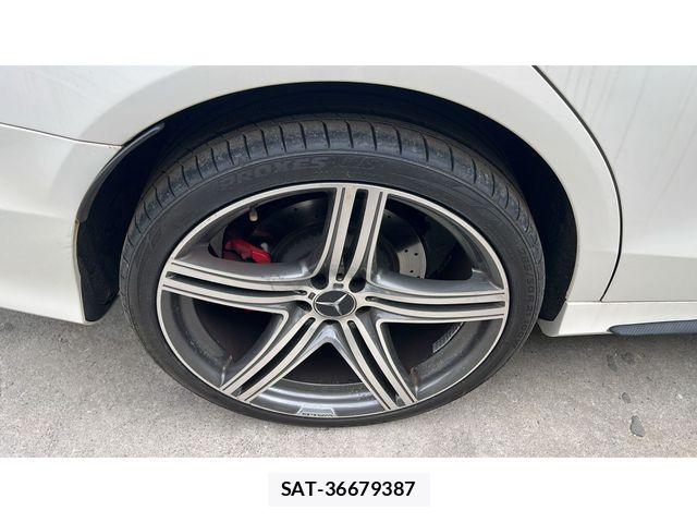 Mercedes Benz S-CLASS 2014-01 5871950-9