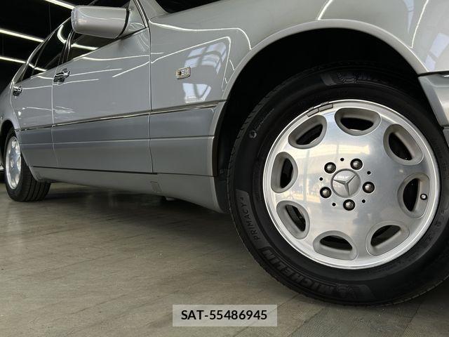 Mercedes Benz S-CLASS 1996-06 5871953-11