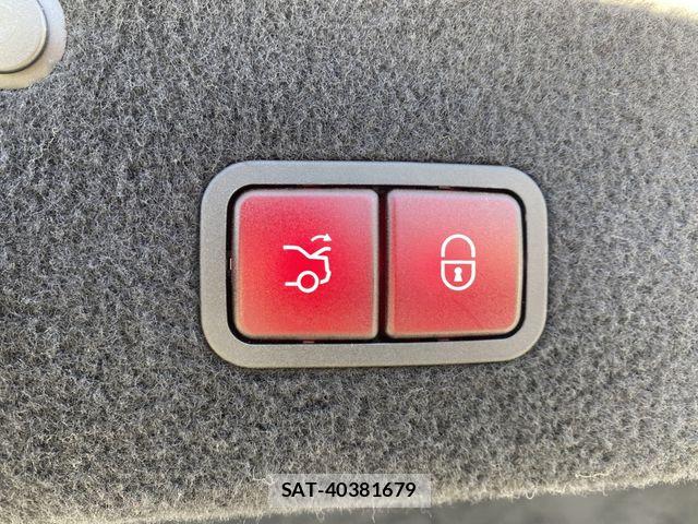 Mercedes Benz S-CLASS 2013-11 6908375-25