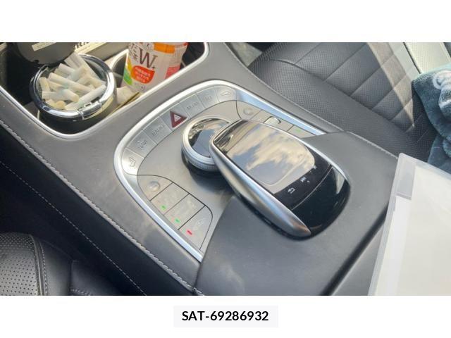 Mercedes Benz S-CLASS 2017-05 7221704-24