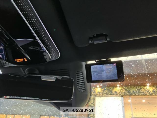 Mercedes Benz S-CLASS 2022-04 7358745-20