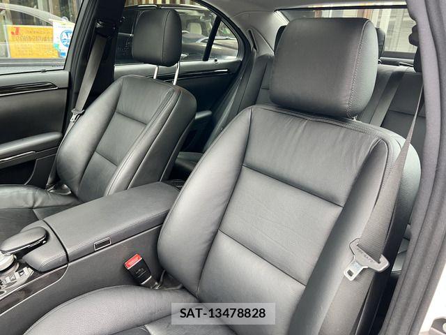Mercedes Benz S-CLASS 2013-04 7392843-17