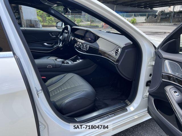 Mercedes Benz S-CLASS 2019-06 8100424-27