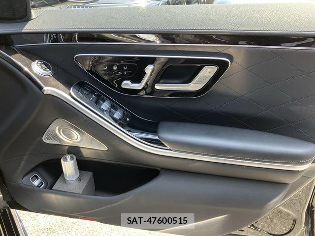 Mercedes Benz S-CLASS 2021-06 8208696-4