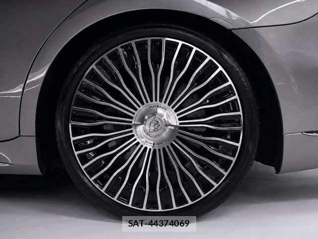 Mercedes Benz S-CLASS 2021-11 8208695-7