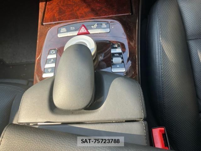 Mercedes Benz S-CLASS 2010-09 8230794-17