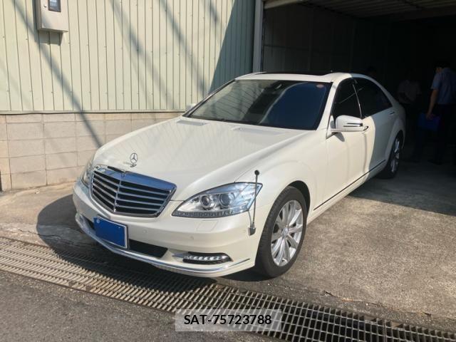 Mercedes Benz S-CLASS 2010-09 8230794-1