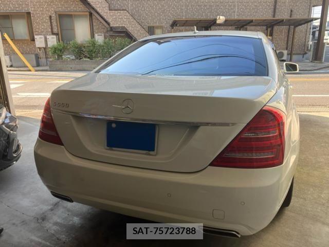 Mercedes Benz S-CLASS 2010-09 8230794-2