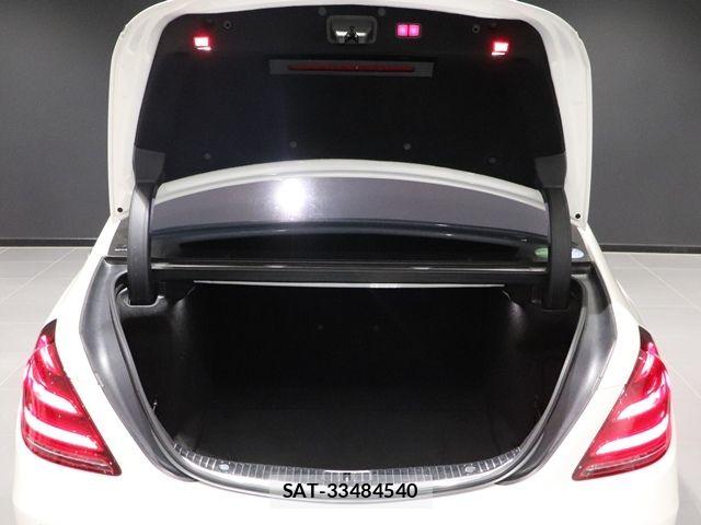 Mercedes Benz S-CLASS 2018-06 8315431-16