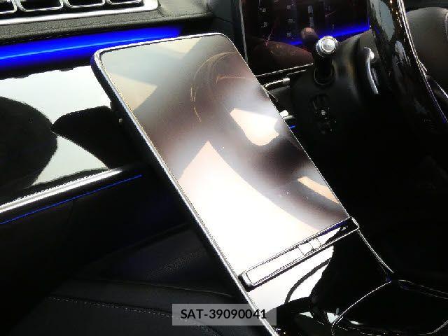 Mercedes Benz S-CLASS 2021-07 8366989-9