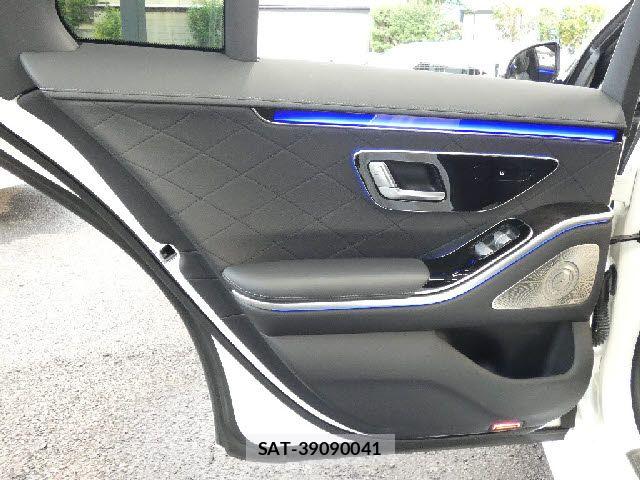 Mercedes Benz S-CLASS 2021-07 8366989-21
