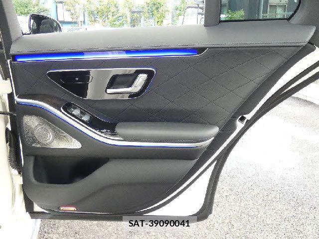Mercedes Benz S-CLASS 2021-07 8366989-22