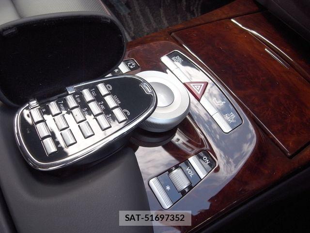 Mercedes Benz S-CLASS 2012-09 8627696-15