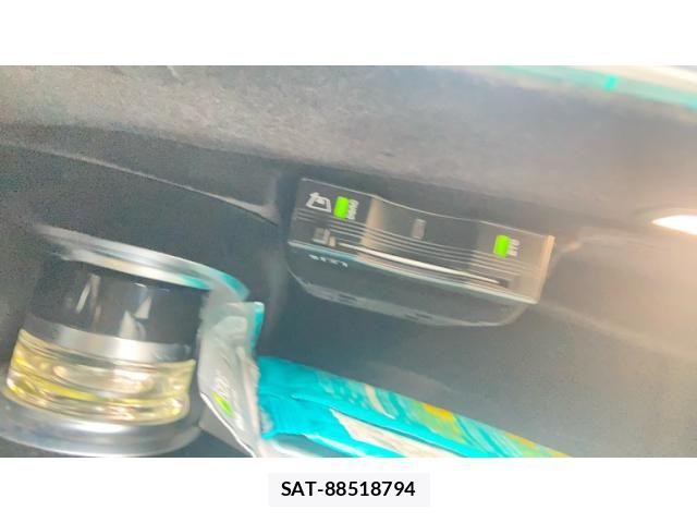 Mercedes Benz S-CLASS 2017-08 8660229-25