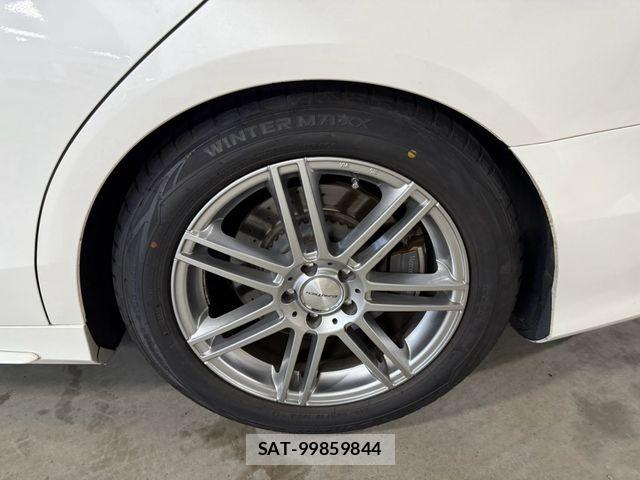 Mercedes Benz S-CLASS 2014-02 8781025-24