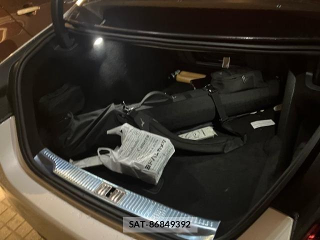 Mercedes Benz S-CLASS 2021-12 8830290-6