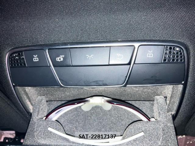 Mercedes Benz S-CLASS 2014-02 8849784-27