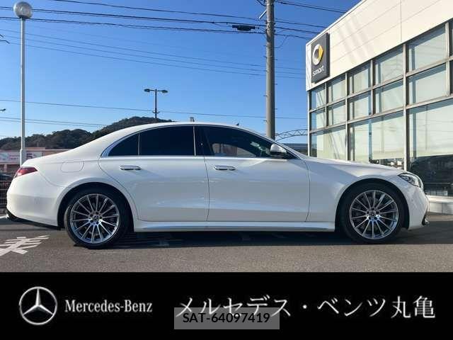 Mercedes Benz S-CLASS 2022-09 8880768-2