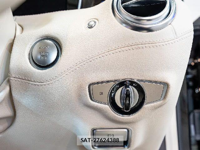 Mercedes Benz S-CLASS 2016-10 8131212-12