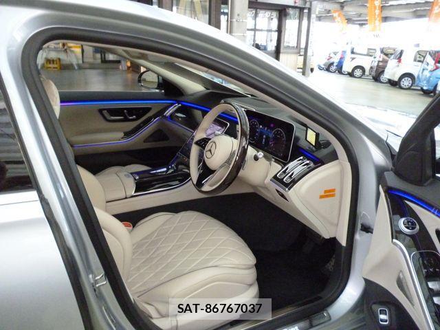 Mercedes Benz S-CLASS 2021-02 1313972-12