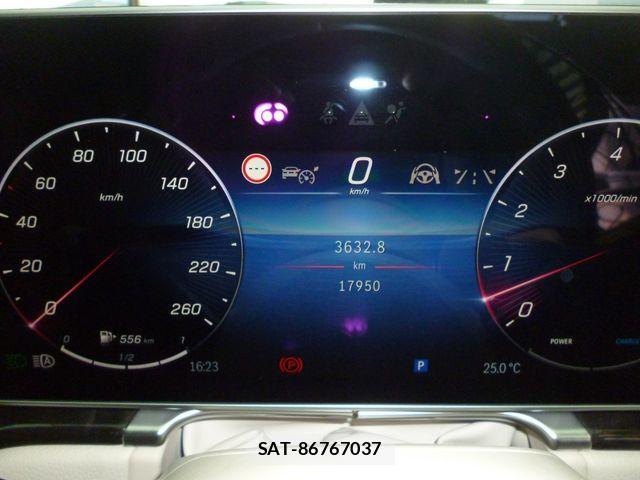 Mercedes Benz S-CLASS 2021-02 1313972-26