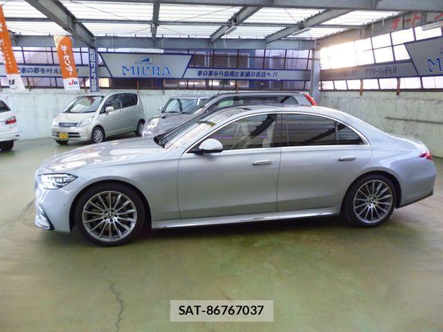 Mercedes Benz S-CLASS 2021-02 1313972-6