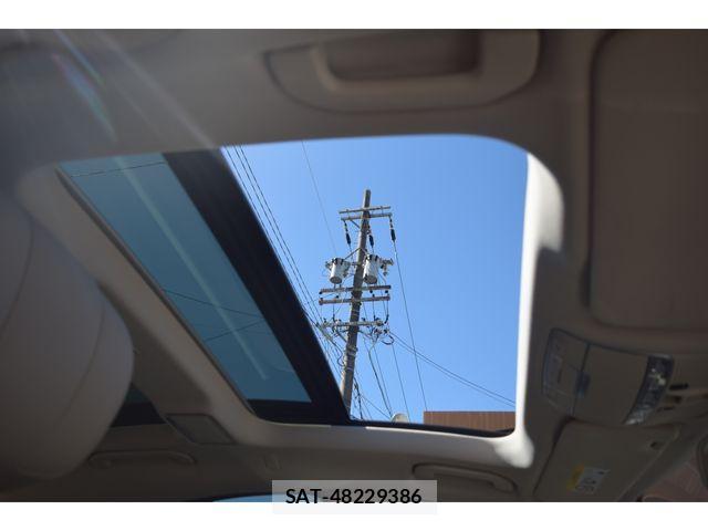 Mercedes Benz S-CLASS 2016-02 1331883-19