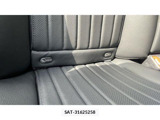 Mercedes Benz S-CLASS 2024-11 2487042-18