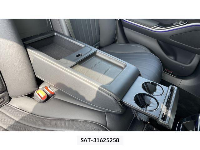Mercedes Benz S-CLASS 2024-11 2487042-19