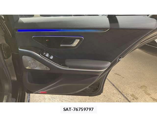 Mercedes Benz S-CLASS 2025-03 4140056-11