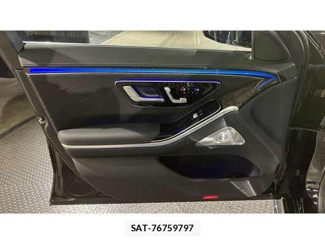 Mercedes Benz S-CLASS 2025-03 4140056-15