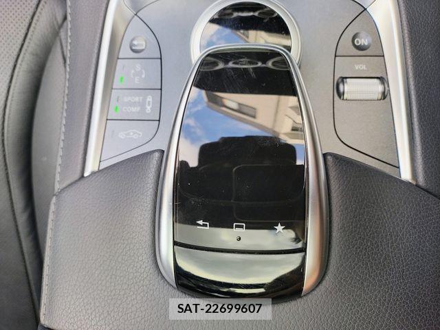 Mercedes Benz S-CLASS 2016-06 4755459-24
