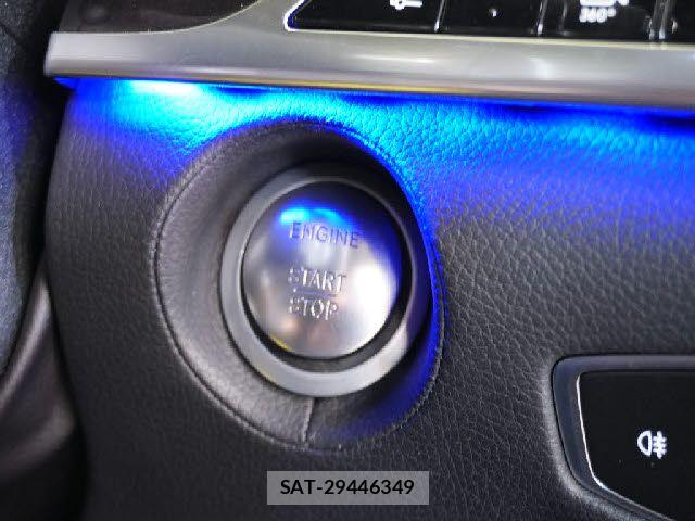 Mercedes Benz S-CLASS 2015-07 5871963-6