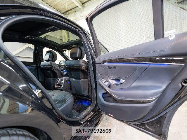 Mercedes Benz S-CLASS 2016-08 6012966-26